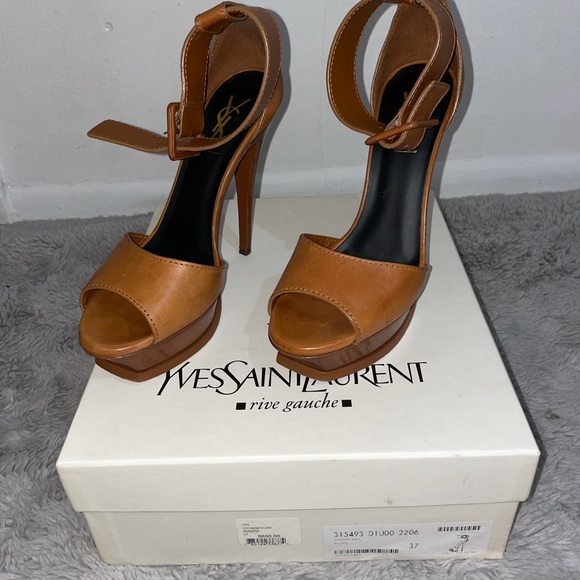 Authentic YSL heels - Picture 5 of 5